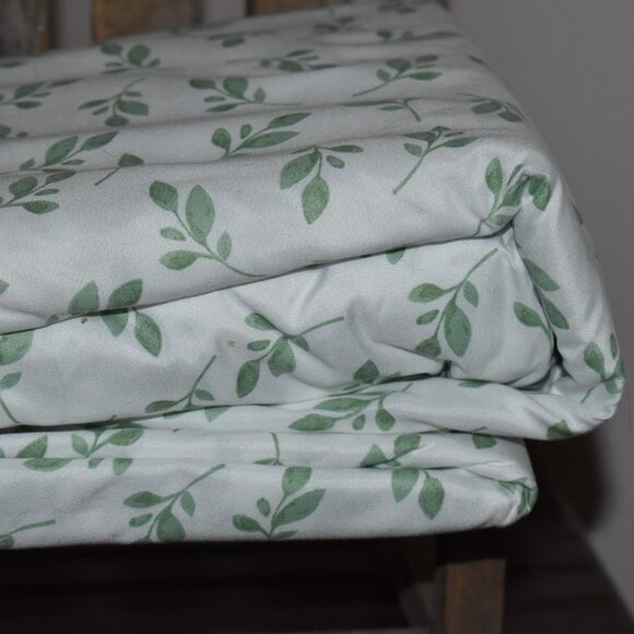 4 Piece Cottagecore White Green Eucalyptus Leaves Bed Sheet Set, Queen Size - Picture 6 of 11